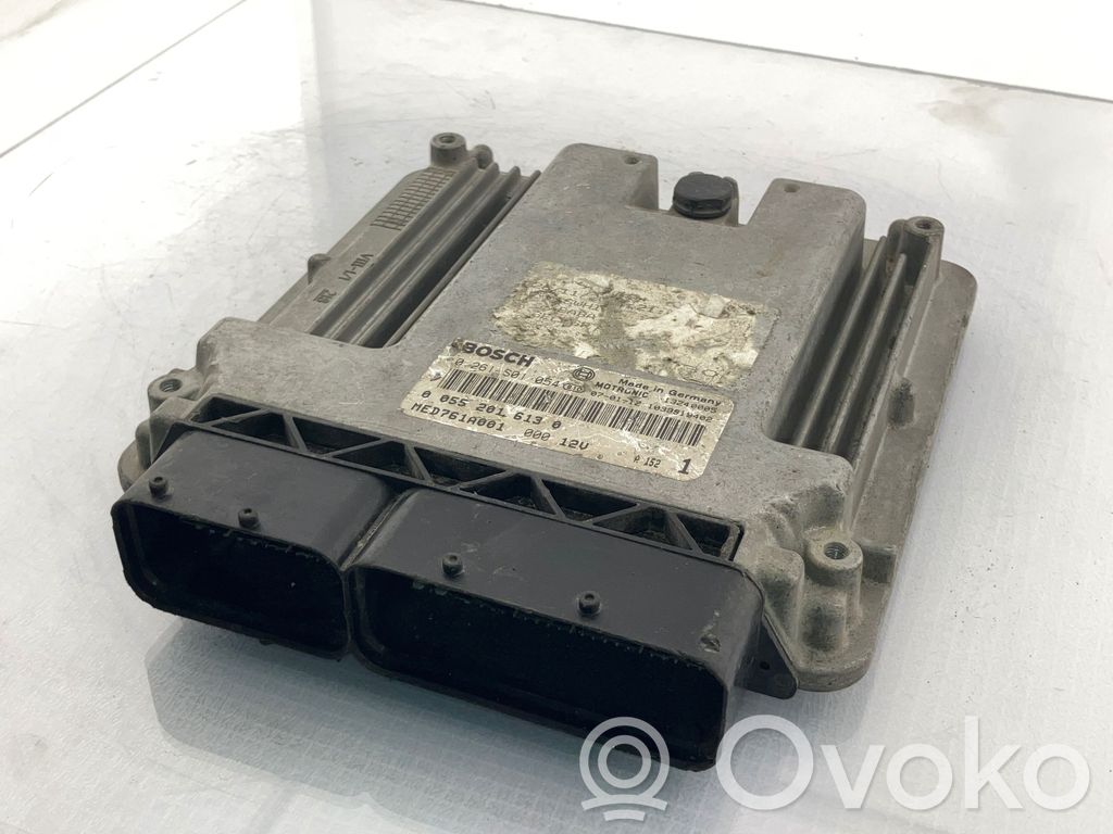 Engine control unit/module   1039S19402,MED761A001000,0261S01054,00552016130