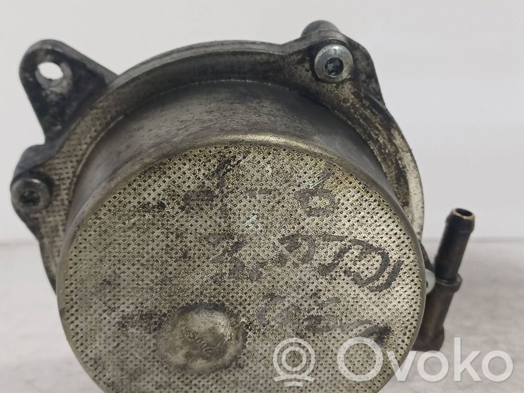 Vacuum pump