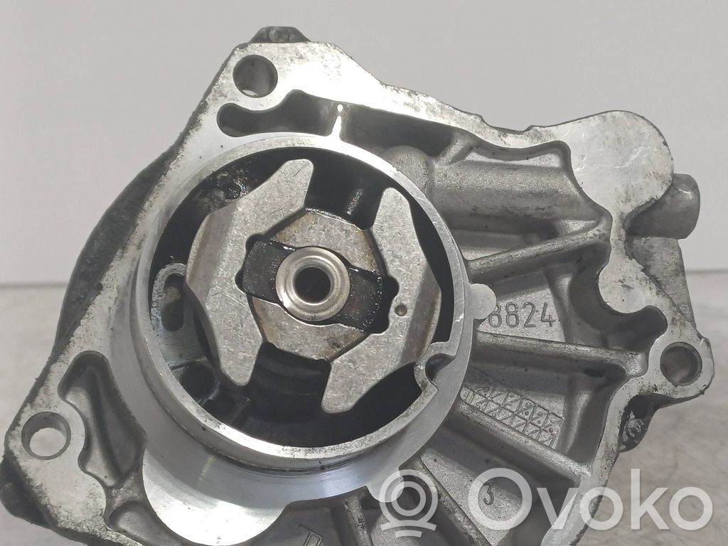 Opel Vectra C Vakuumo pompa 