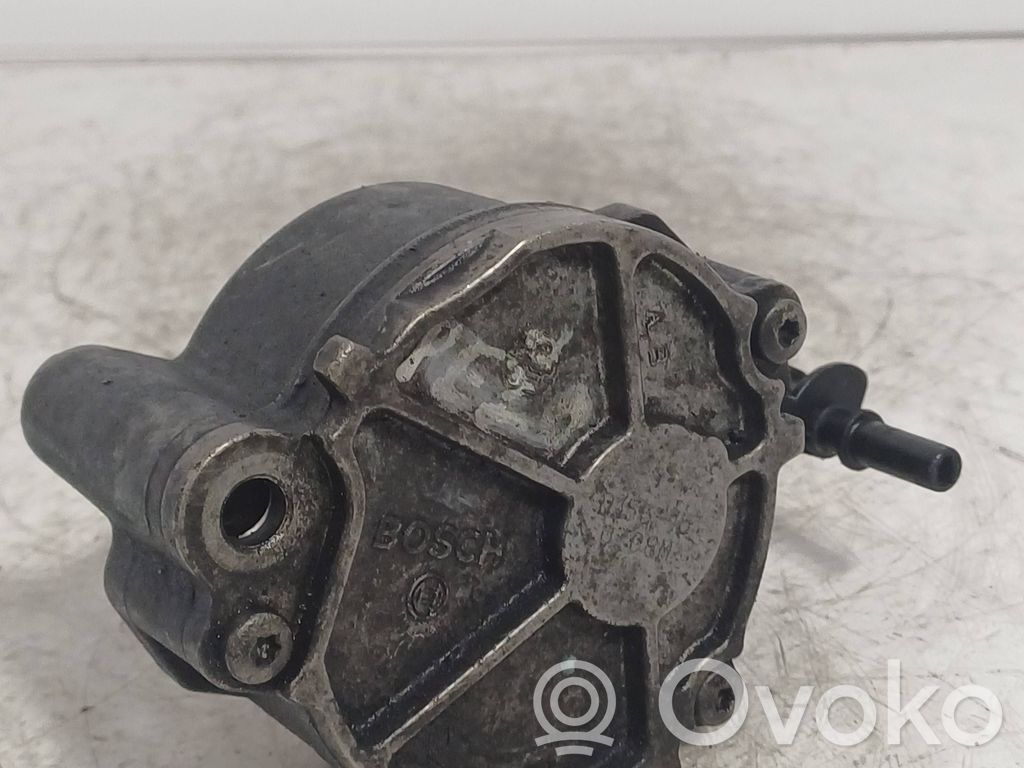 Peugeot 207 Vacuum pump 