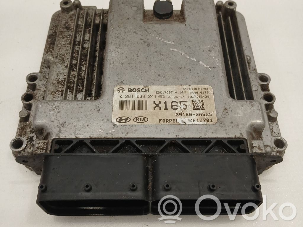 KIA Carens III Engine control unit/module 