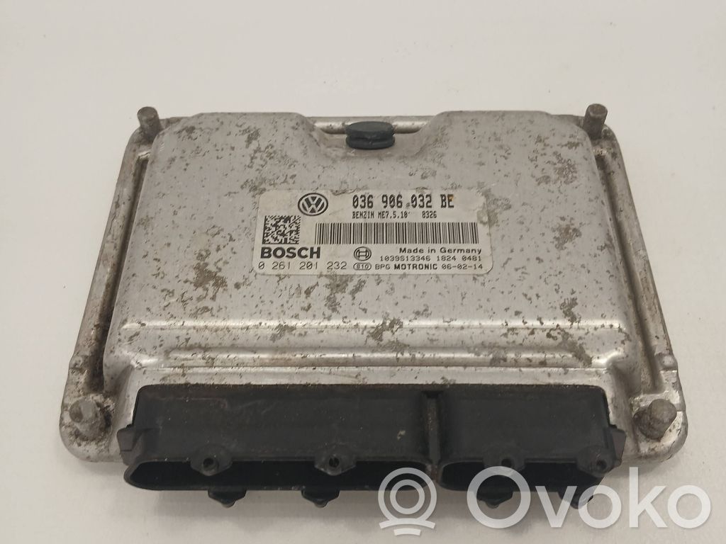 Volkswagen Golf IV Engine control unit/module 