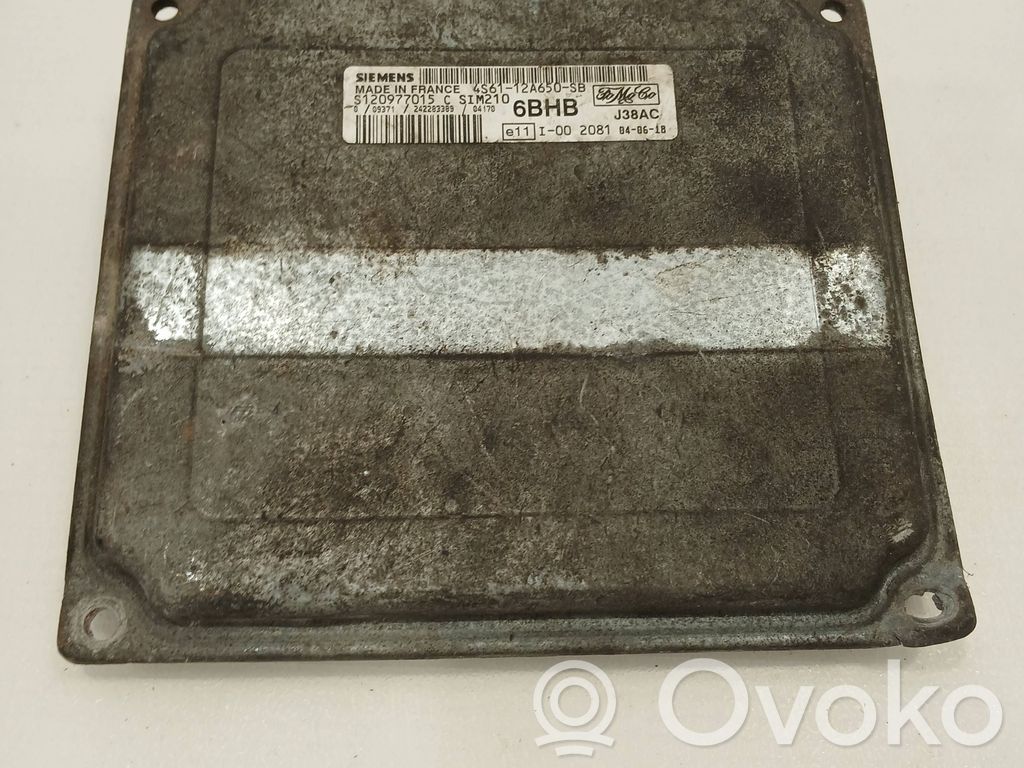 Ford Fiesta Engine control unit/module 