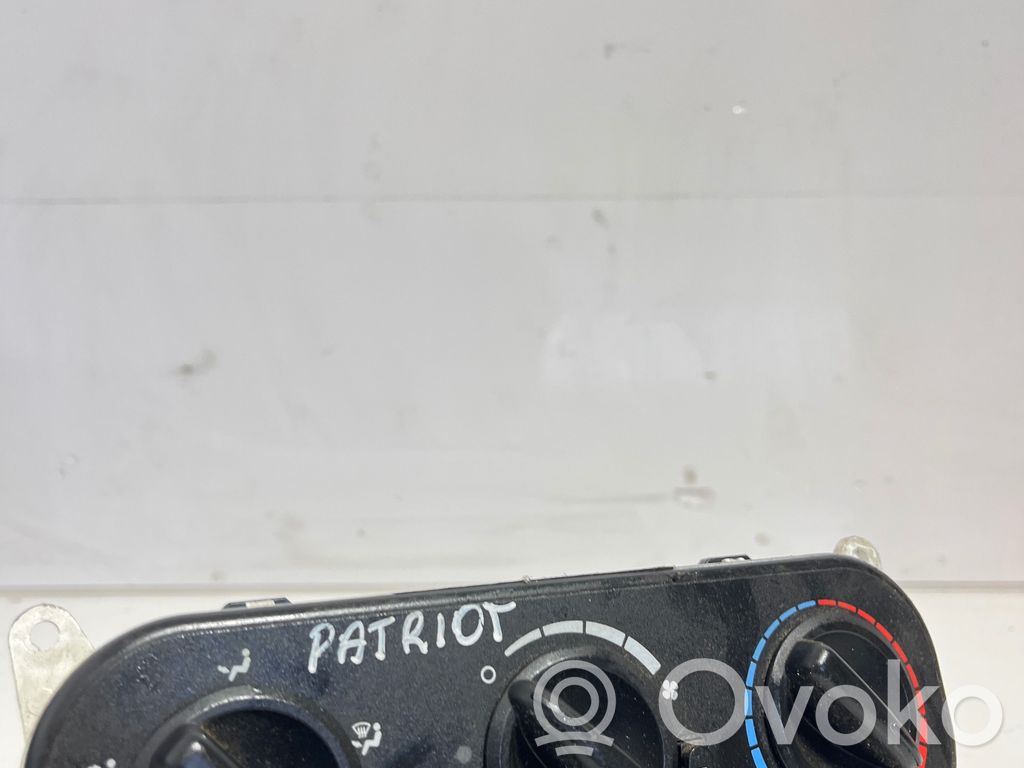 Jeep Patriot Climate control unit 