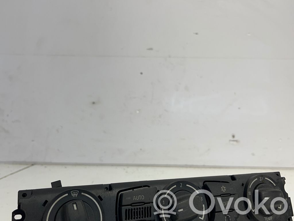 BMW 5 E60 E61 Climate control unit 