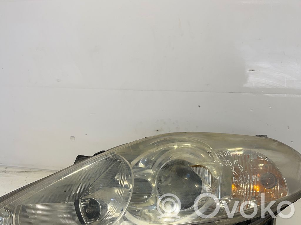 Mazda 5 Headlight/headlamp 