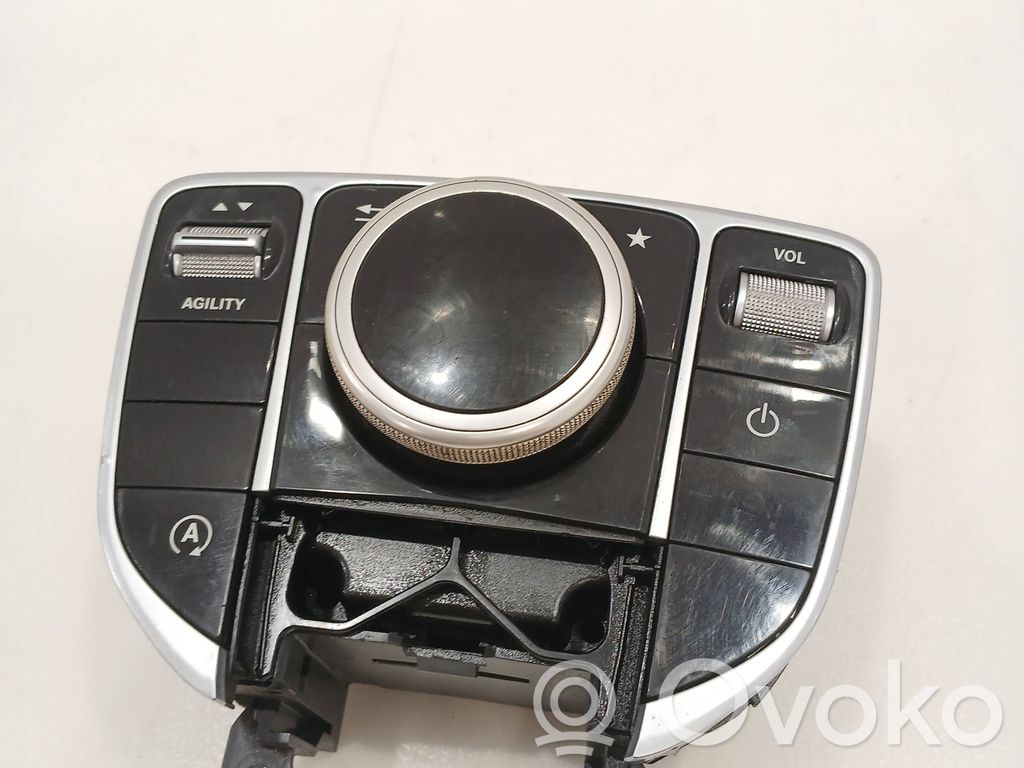 Mercedes-Benz C W205 Panel radia 