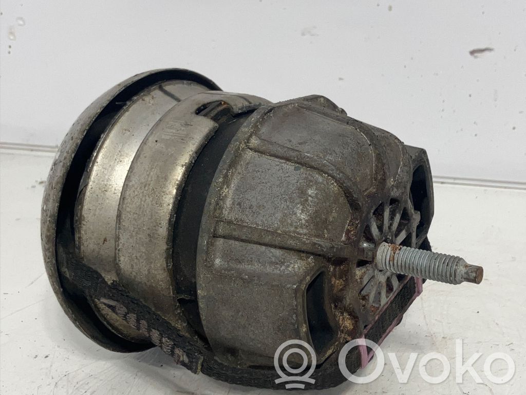 Jaguar S-Type Engine mount bracket 
