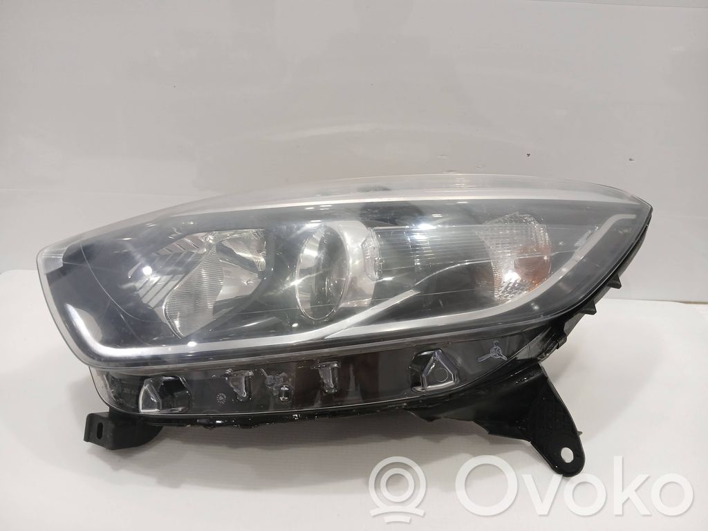 Renault Captur Phare frontale 