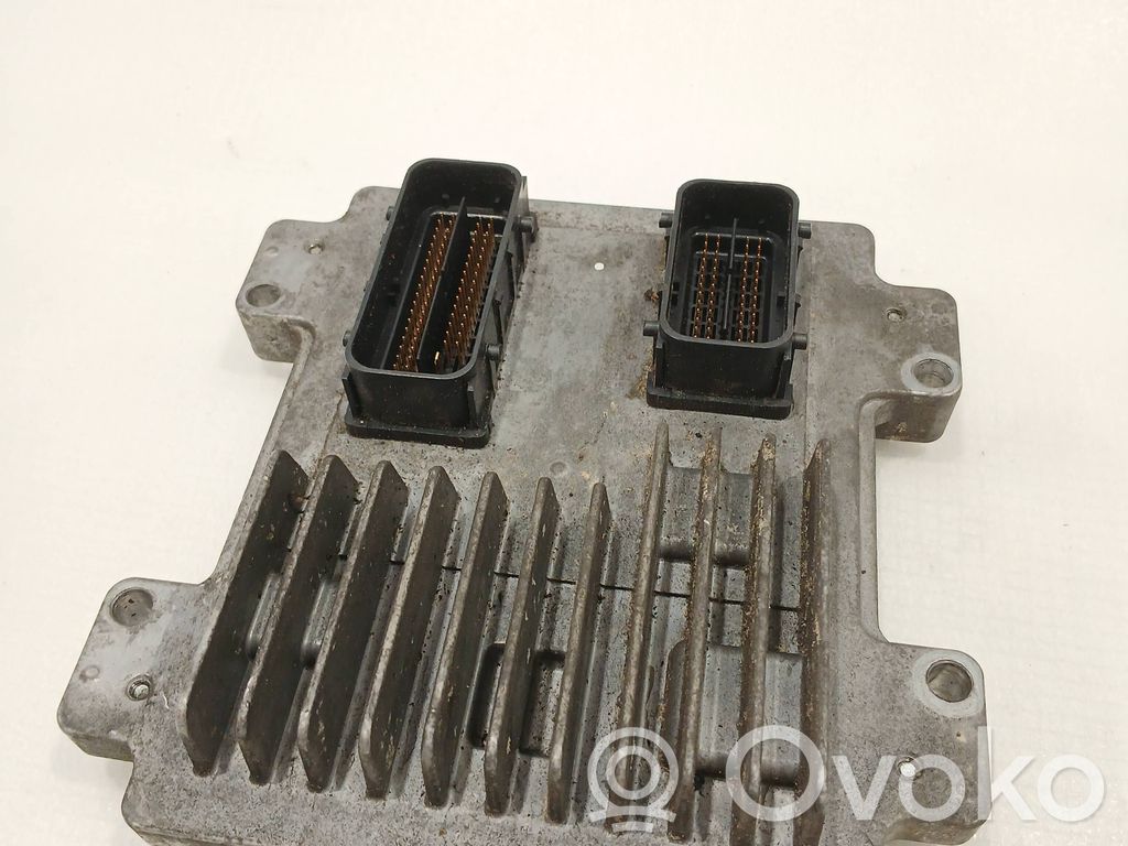 Opel Corsa E Engine control unit/module 