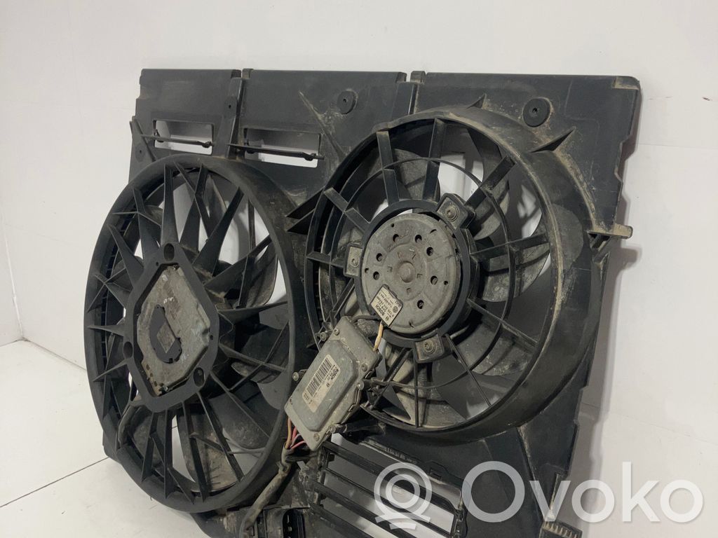 Audi Q7 4L Elektrinis radiatorių ventiliatorius 