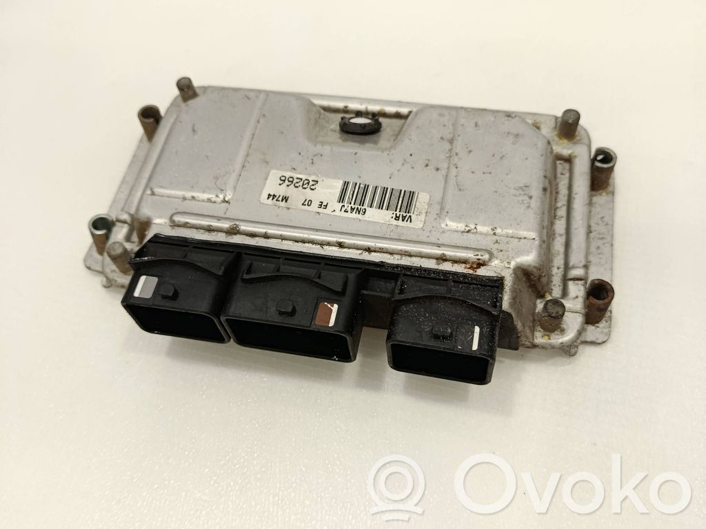 Citroen Xsara Picasso Engine control unit/module 