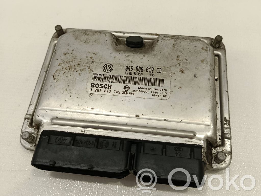 Skoda Fabia Mk2 (5J) Engine control unit/module 