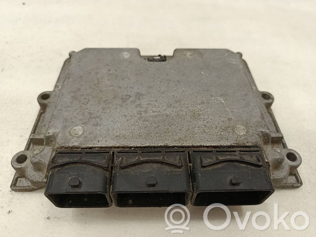 Peugeot 607 Engine control unit/module 