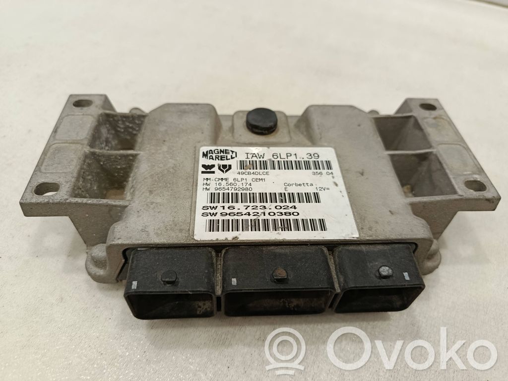 Peugeot 407 Engine control unit/module 
