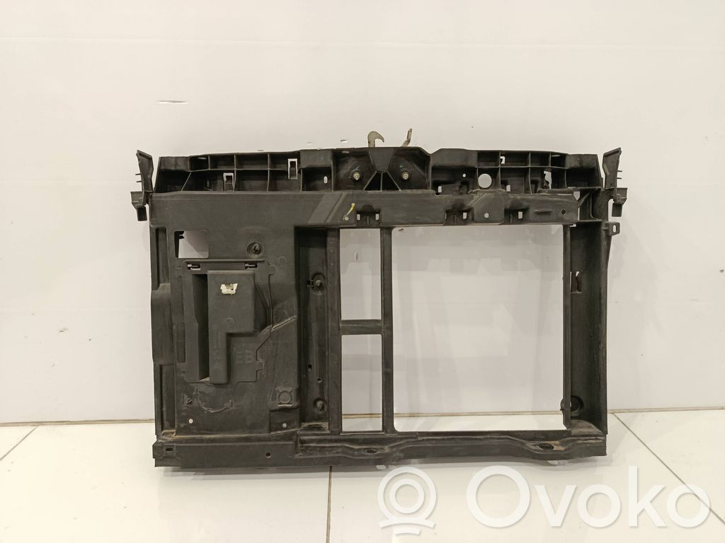 Citroen DS3 Radiatorių panelė 