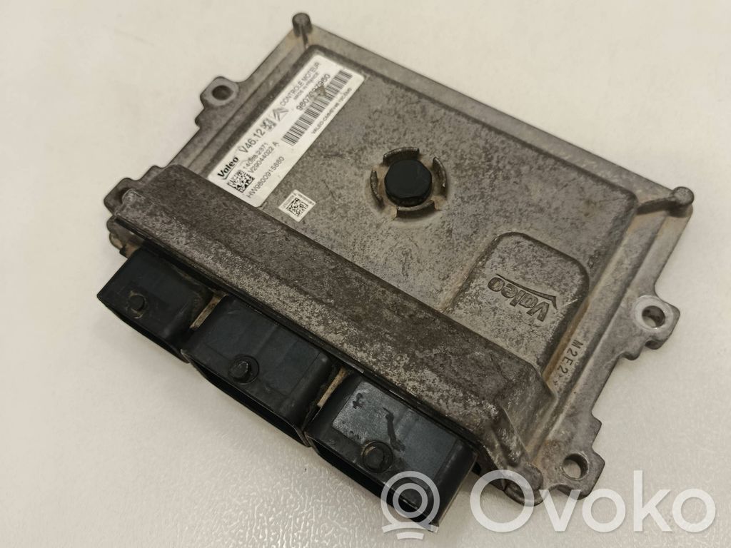 Peugeot 208 I Engine control unit/module 