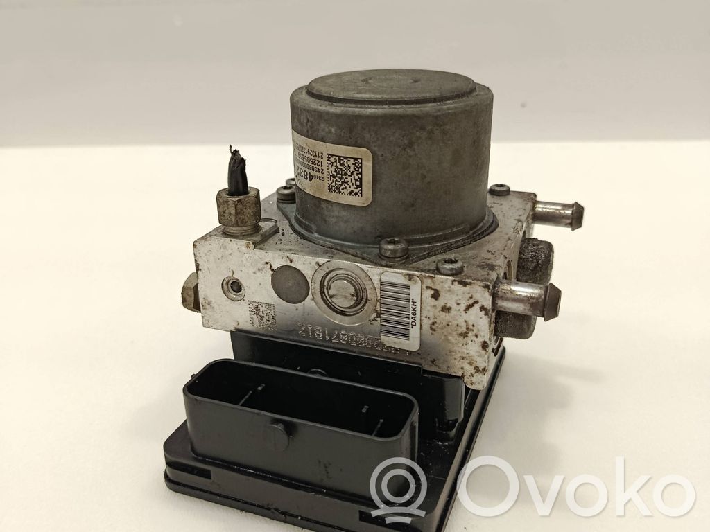 Opel Insignia A ABS Blokas 