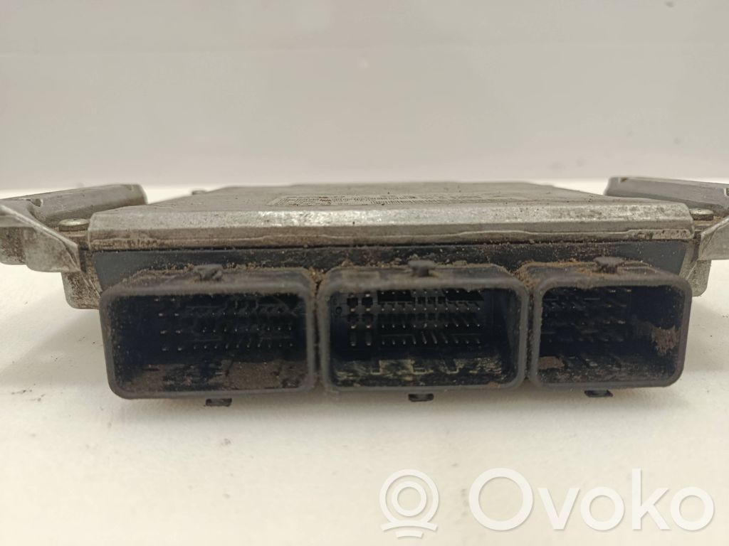 Citroen C5 Engine control unit/module 