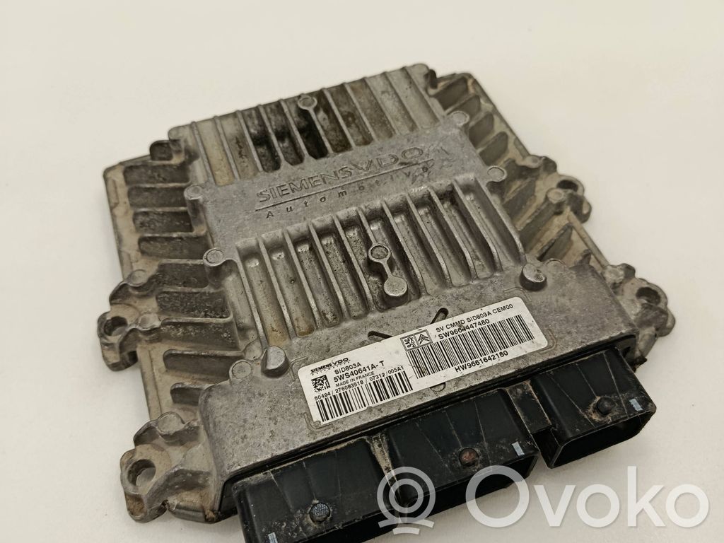 Peugeot 407 Engine control unit/module 