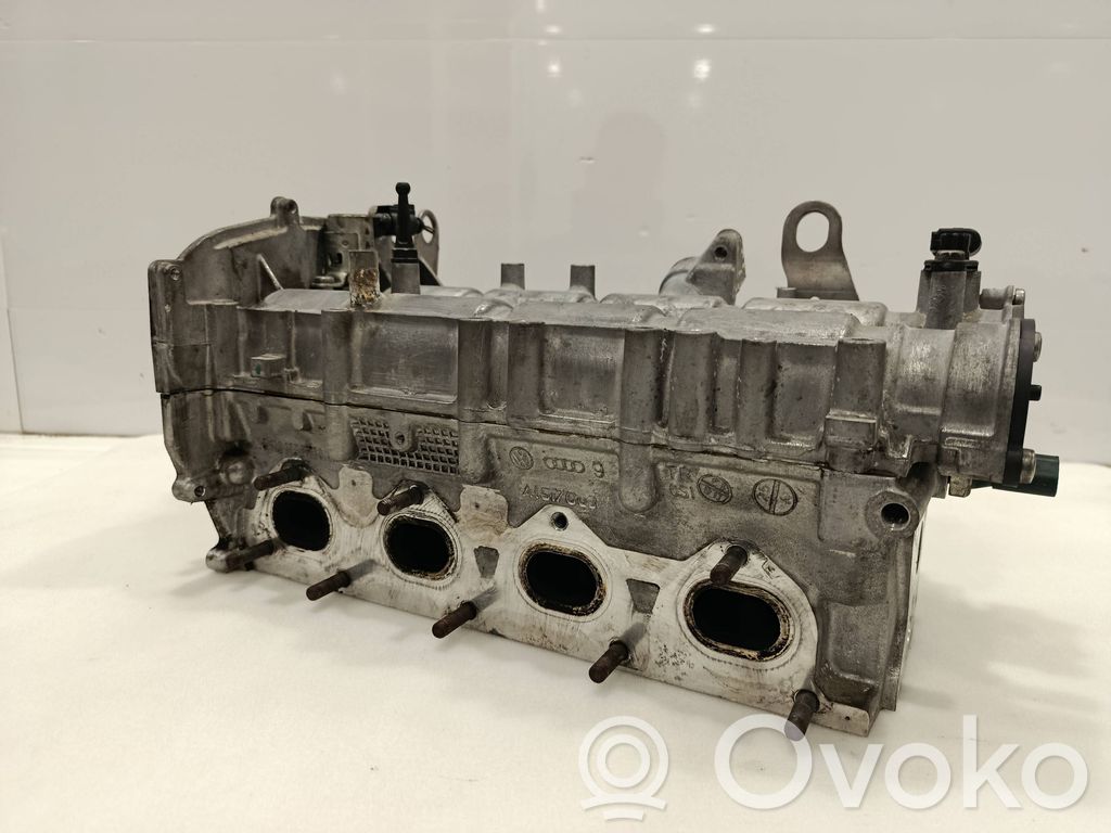 Volkswagen Tiguan Engine head 