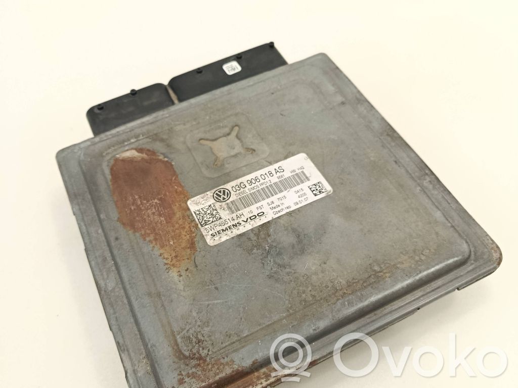 Volkswagen PASSAT B6 Engine control unit/module 
