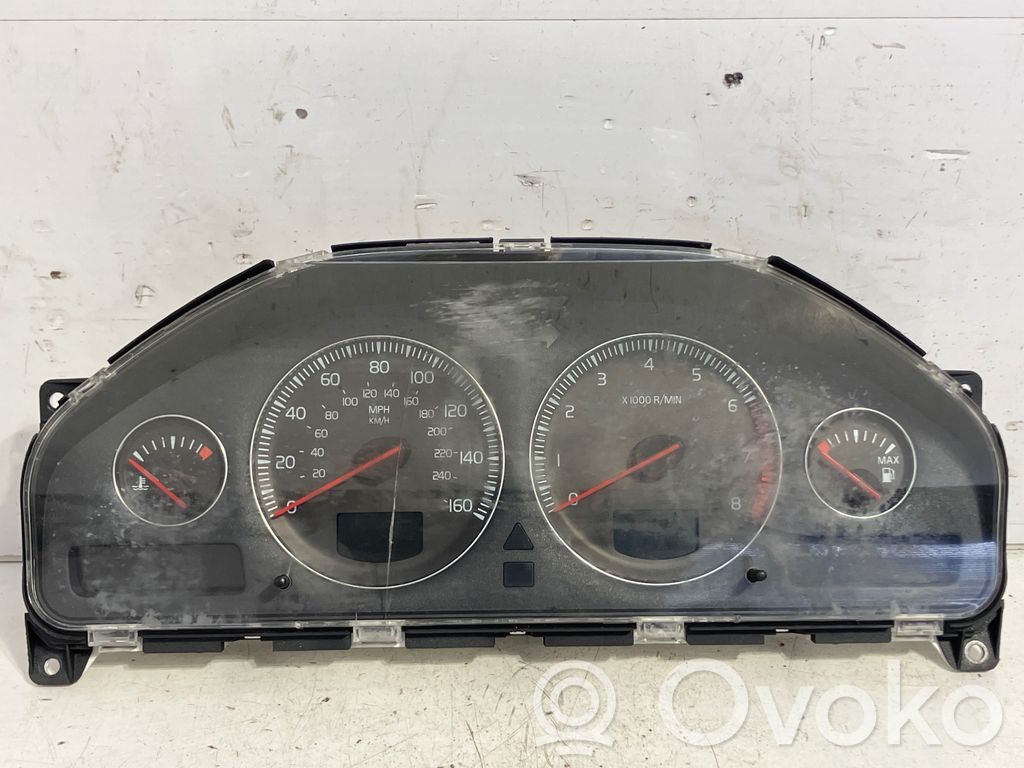 Volvo XC90 Speedometer (instrument cluster) 