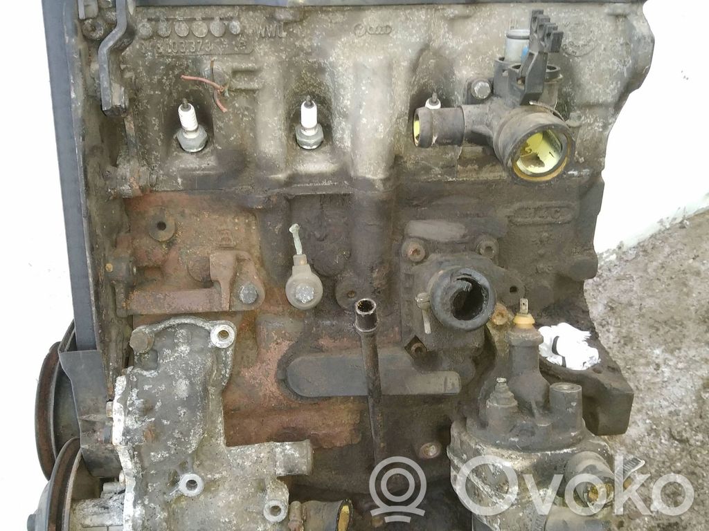 Audi Coupe Двигатель 