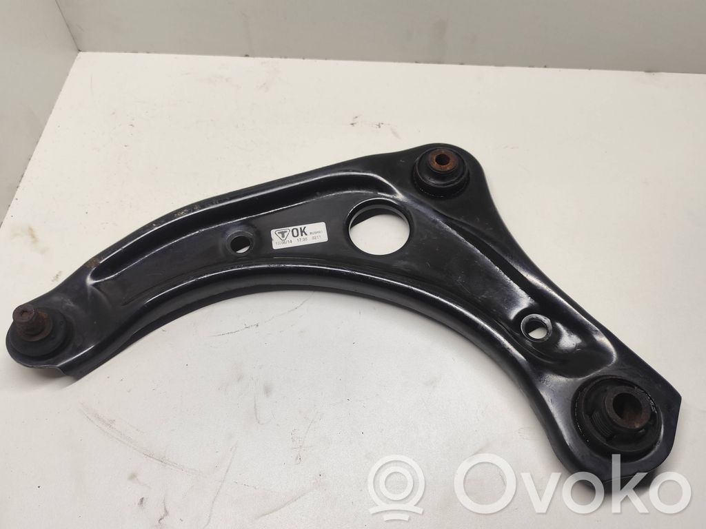 Nissan Note (E12) Front lower control arm/wishbone 