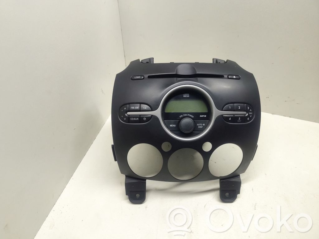 Mazda 2 Radio / CD/DVD atskaņotājs / navigācija 