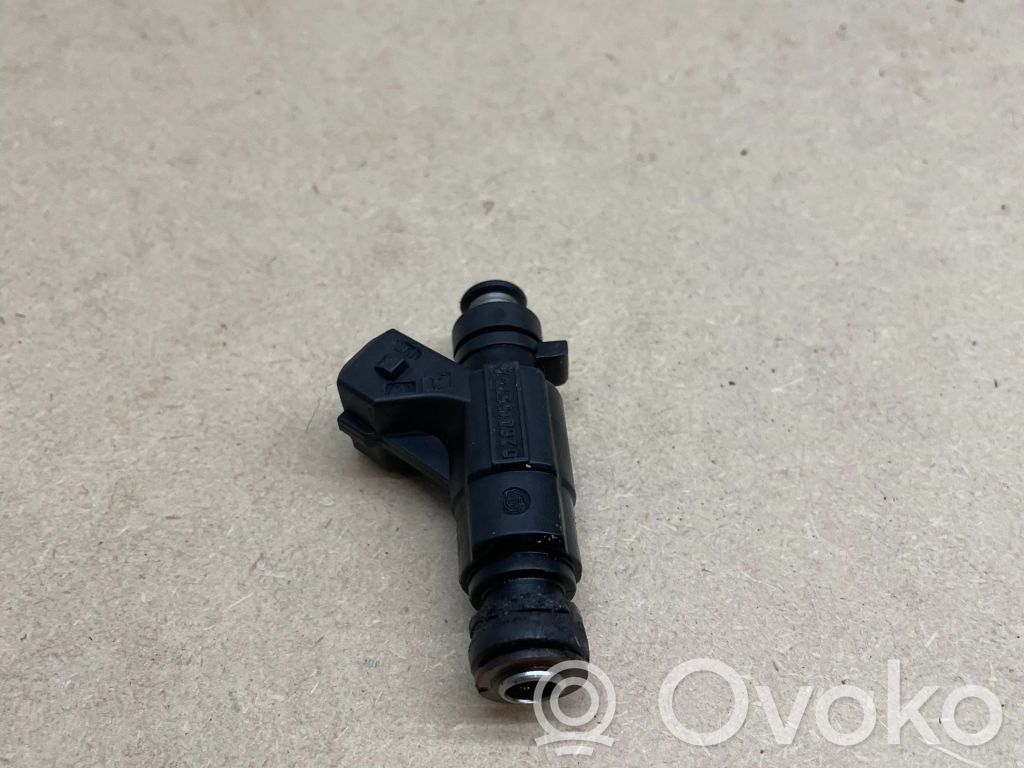 Mercedes-Benz E W210 Inyector de combustible 