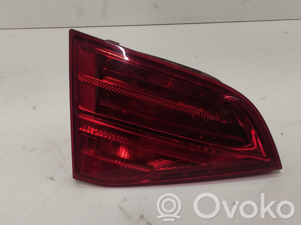 Audi A4 Allroad Aizmugurējais lukturis pārsegā 