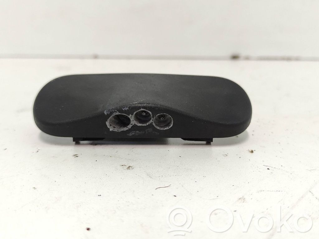Audi A6 C7 Windshield washer spray nozzle 