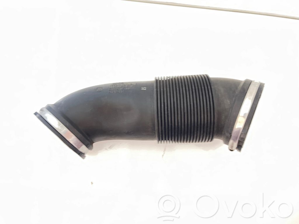 Turboahtimen ilmanoton letku   059129615N,ETH446453