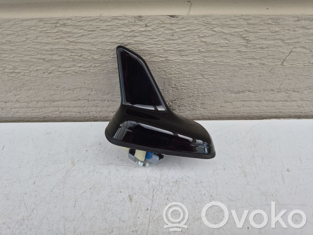 Audi A4 S4 B8 8K GPS-pystyantenni 
