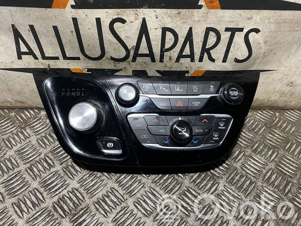 Climate control unit   P6EV491X8AB,T329810093