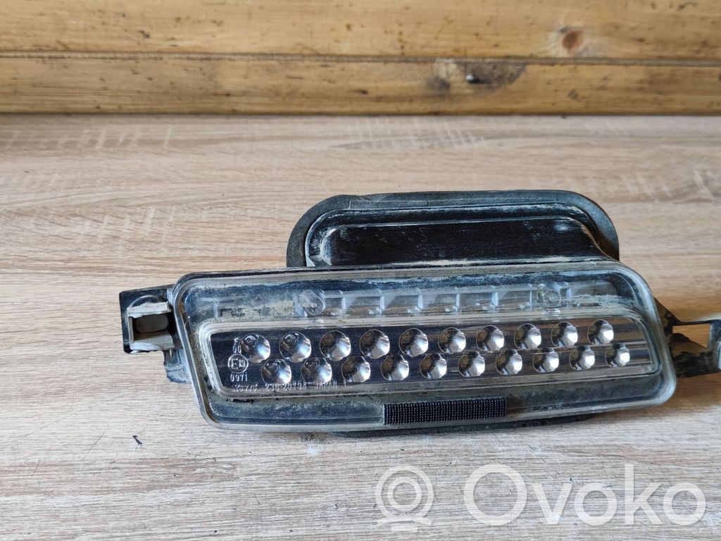Subaru Legacy Tailgate rear/tail lights 