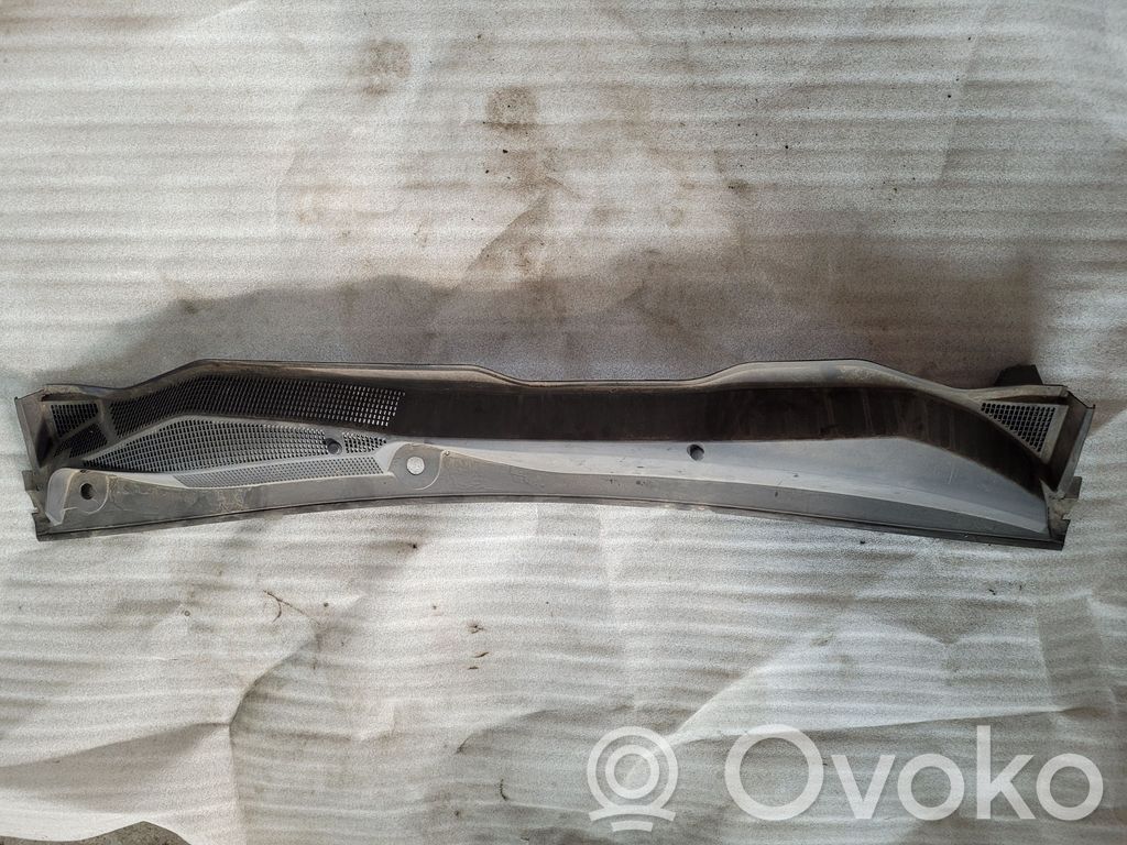 Opel Astra H Wiper trim 
