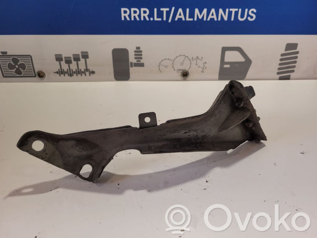 Audi A6 C7 Fender mounting bracket 