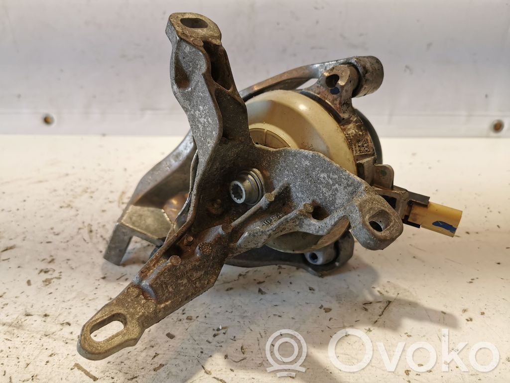 Engine mount bracket   4M0399202E