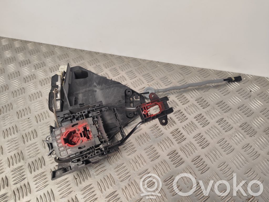 Volvo V40 Priekinė durų spyna 