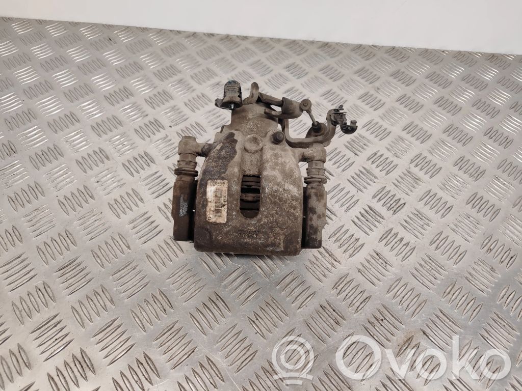 Takajarrusatula   32054057,030785