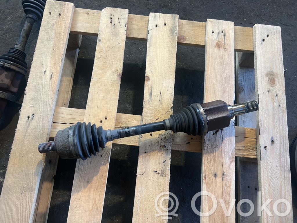 Volvo V40 Front driveshaft 