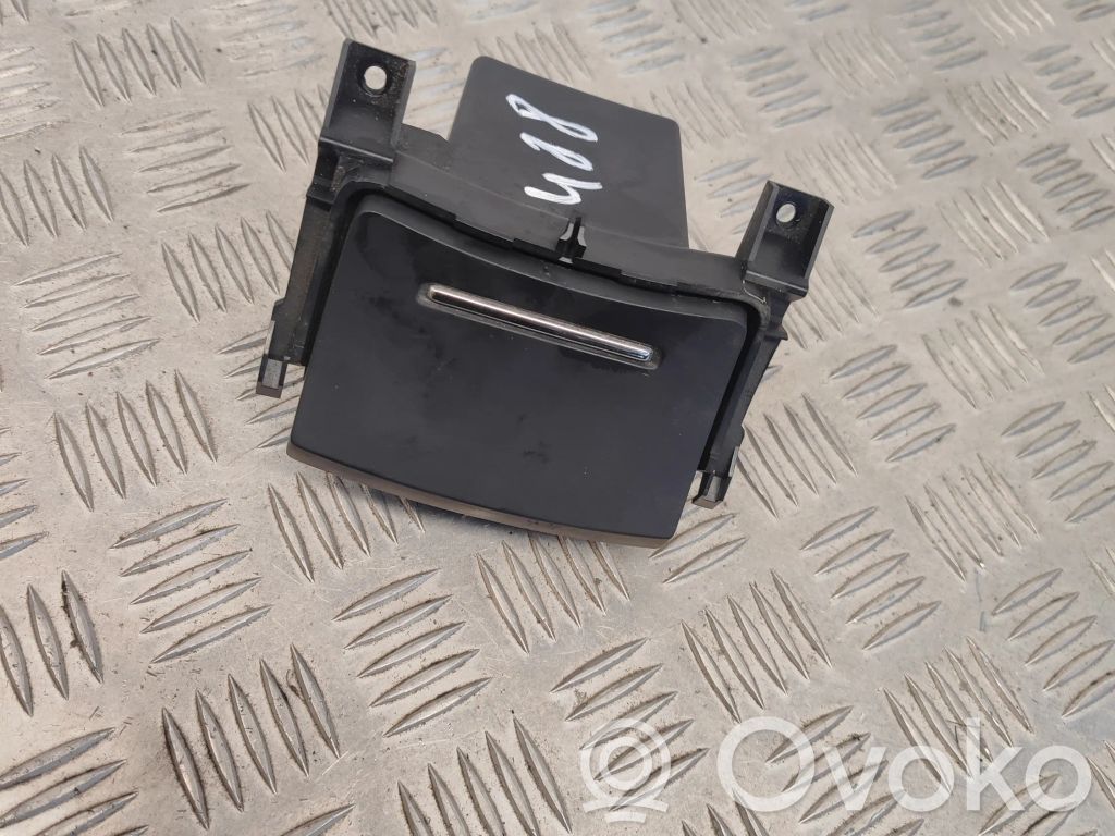 Citroen C5 Aschenbecher vorne 
