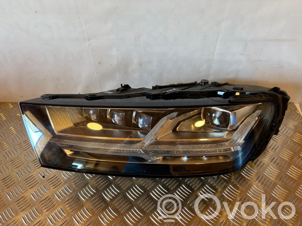 Audi Q7 4M Phare frontale 