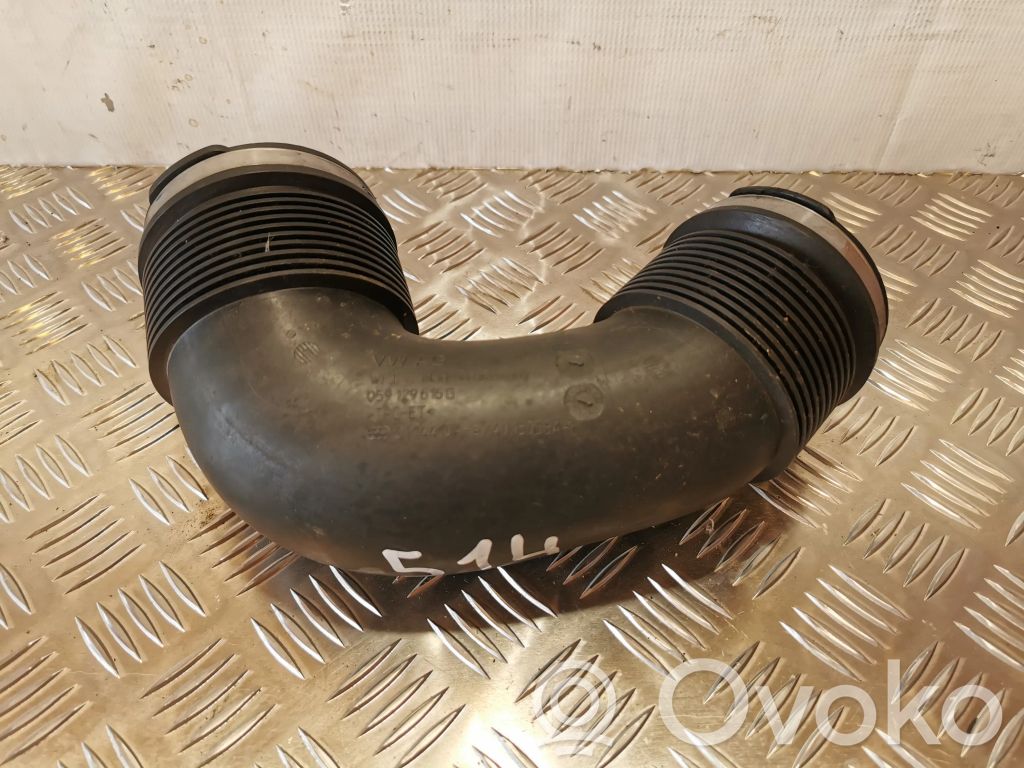Audi Q7 4M Air intake hose/pipe 