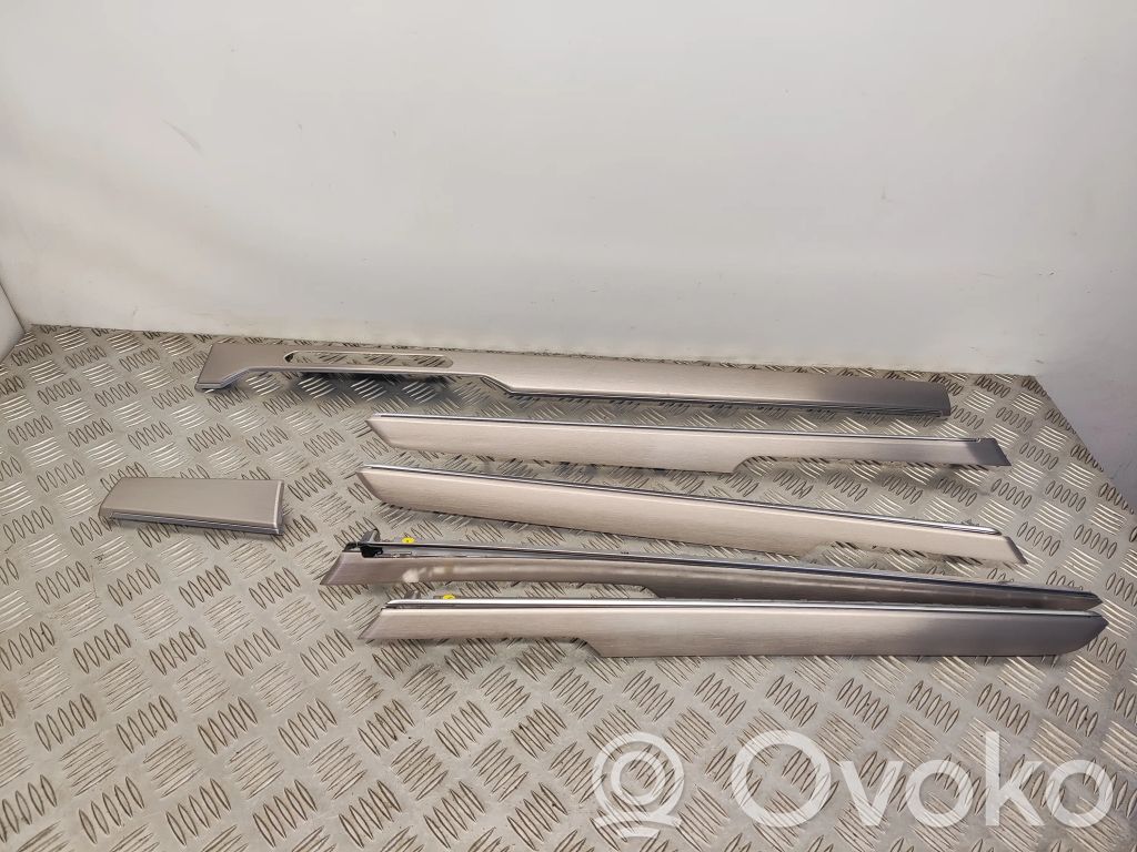 Volkswagen PASSAT B8 Ramka deski rozdzielczej 
