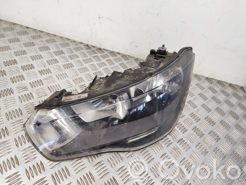 Audi A1 Headlight/headlamp 