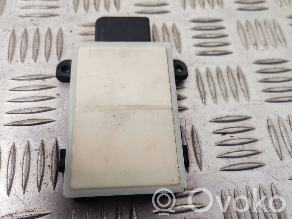 Audi A8 S8 D5 Distronic sensor radar 