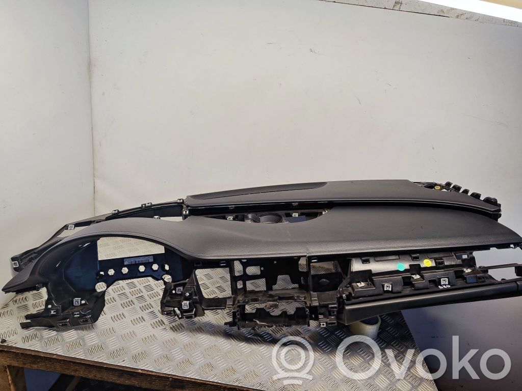 Audi A8 S8 D4 4H Панель 